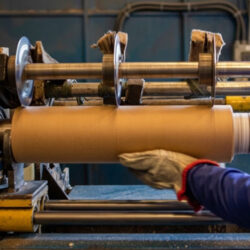 fabricação de tubos de papelão